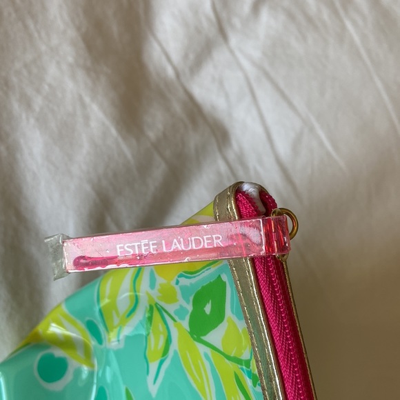 Brand New Lily Pulitzer Pouch - Picture 5 of 6